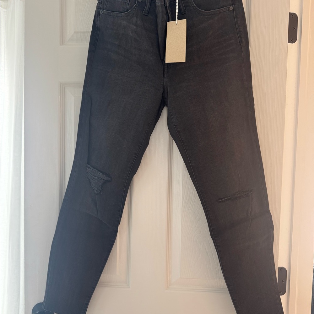 NWT Madewell Black Distressed High-Rise Jeans 32